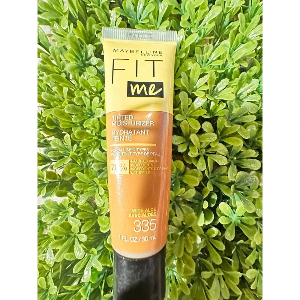 Maybelline Fit Me Tinted Moisturizer, Lipstick , and Milani Highlighter Bundle